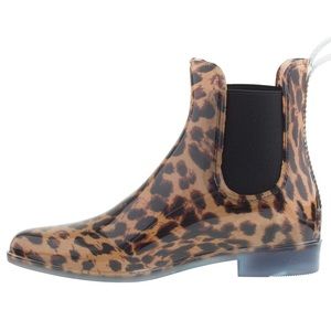NWOT lifestride leopard cheetah jelly Chelsea boot